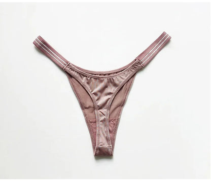 Stringi bezszwowe z niskim stanem, także plus size