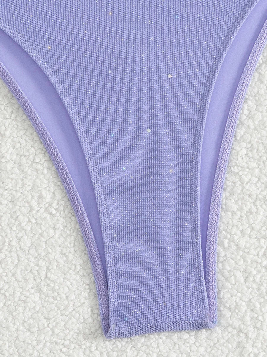 Błyszczące bikini z wiązaniem halter i wysokim krojem