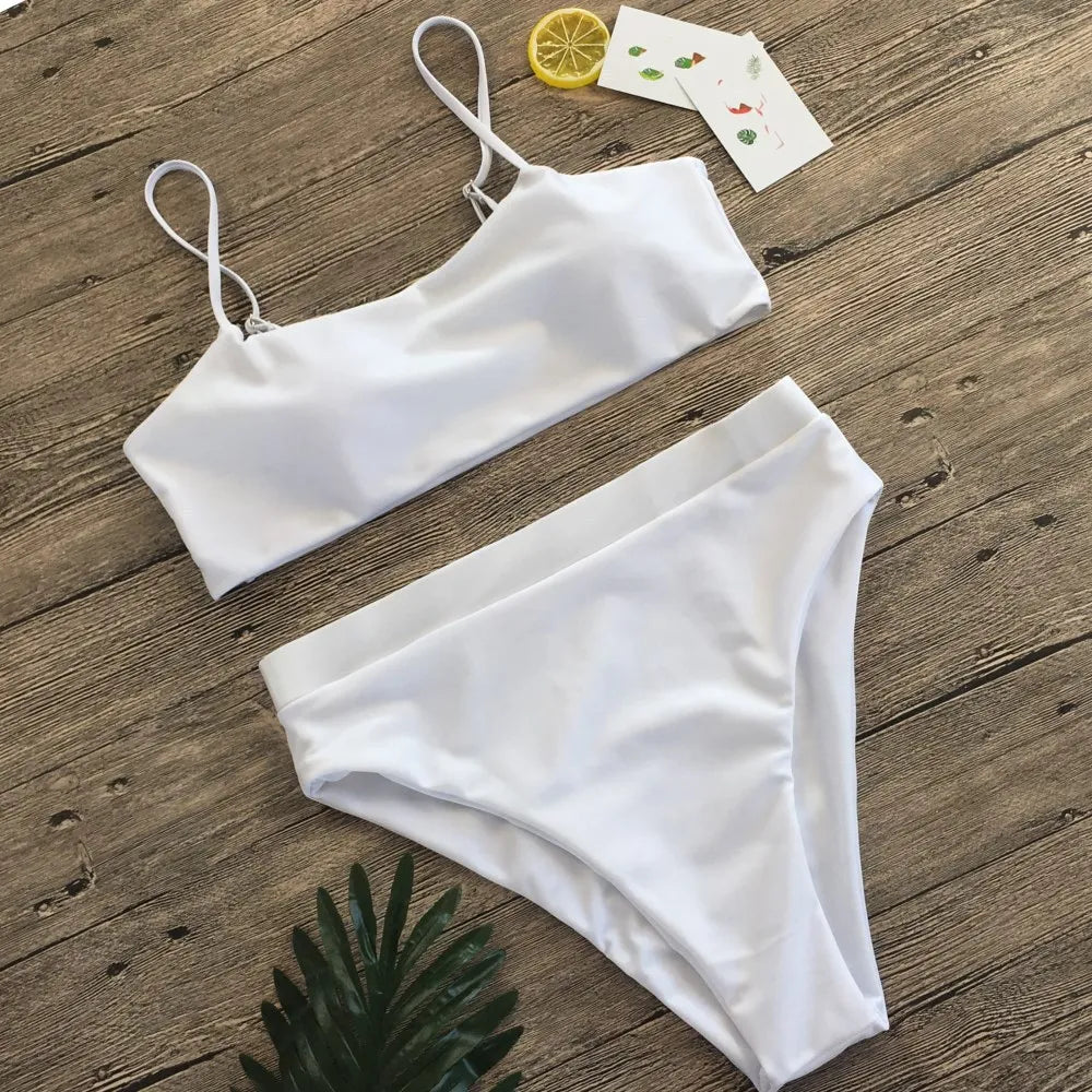 Bikini trójkątne z wkładkami