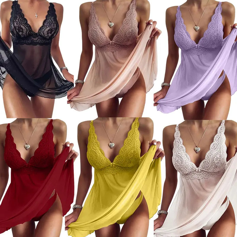 Koronkowy komplet nocny ze stringami