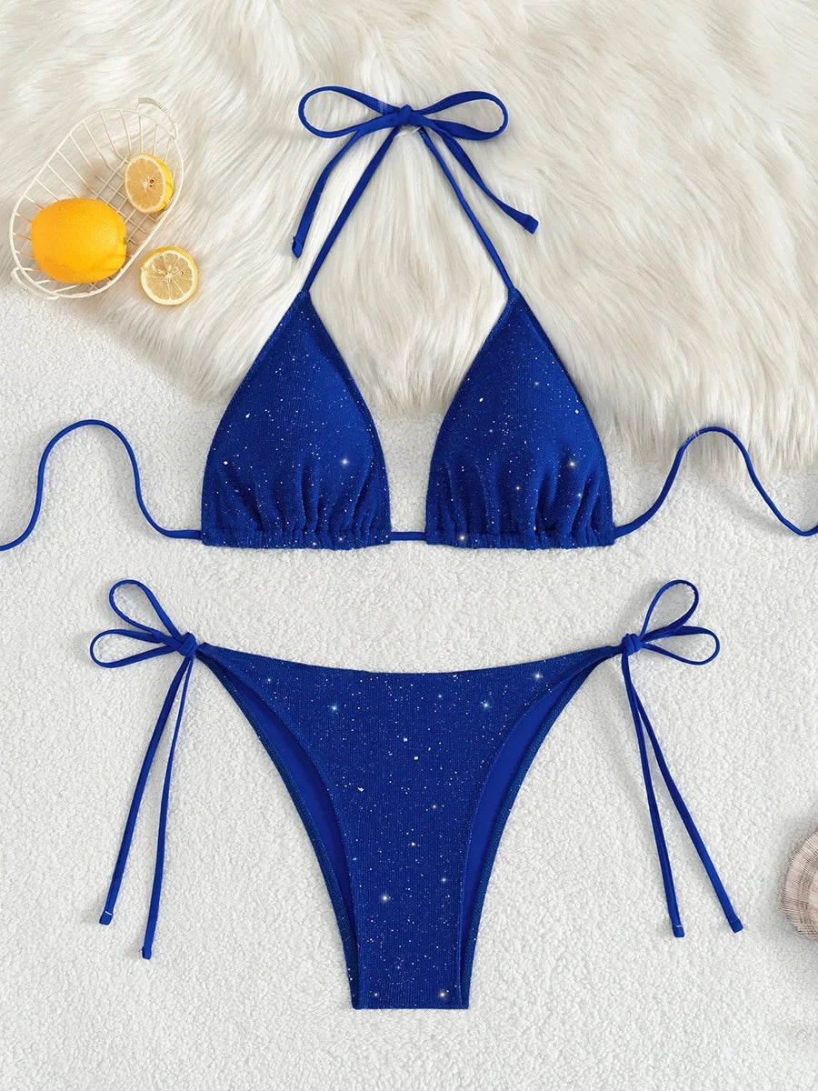 Błyszczące bikini z wiązaniem halter i wysokim krojem