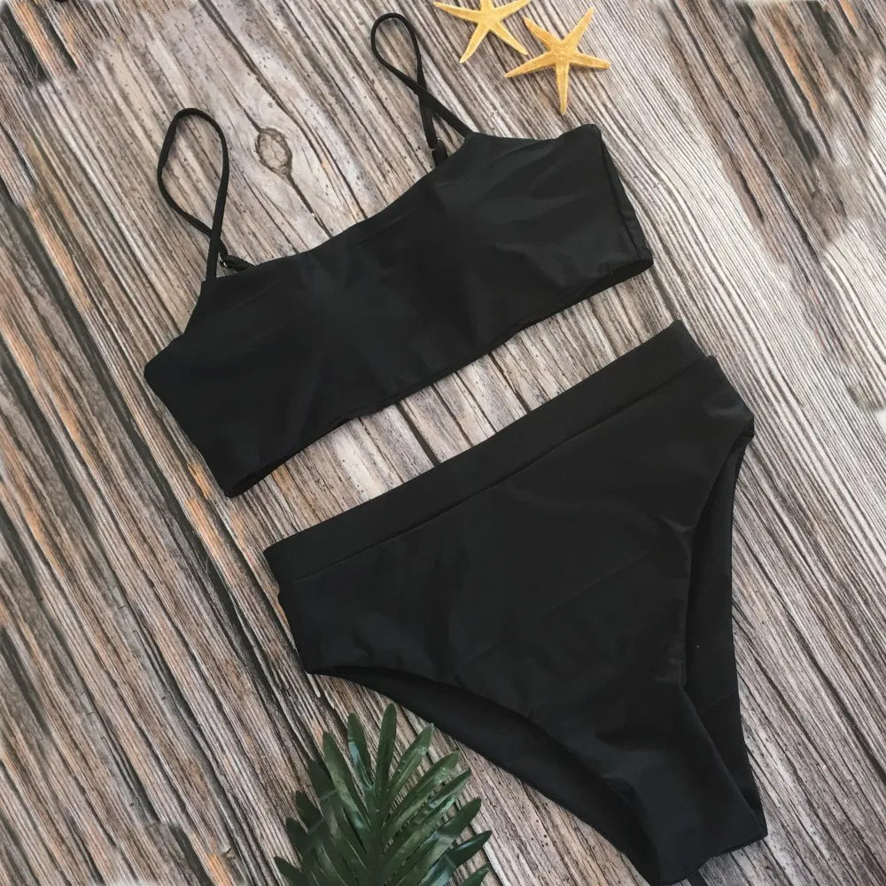 Bikini trójkątne z wkładkami