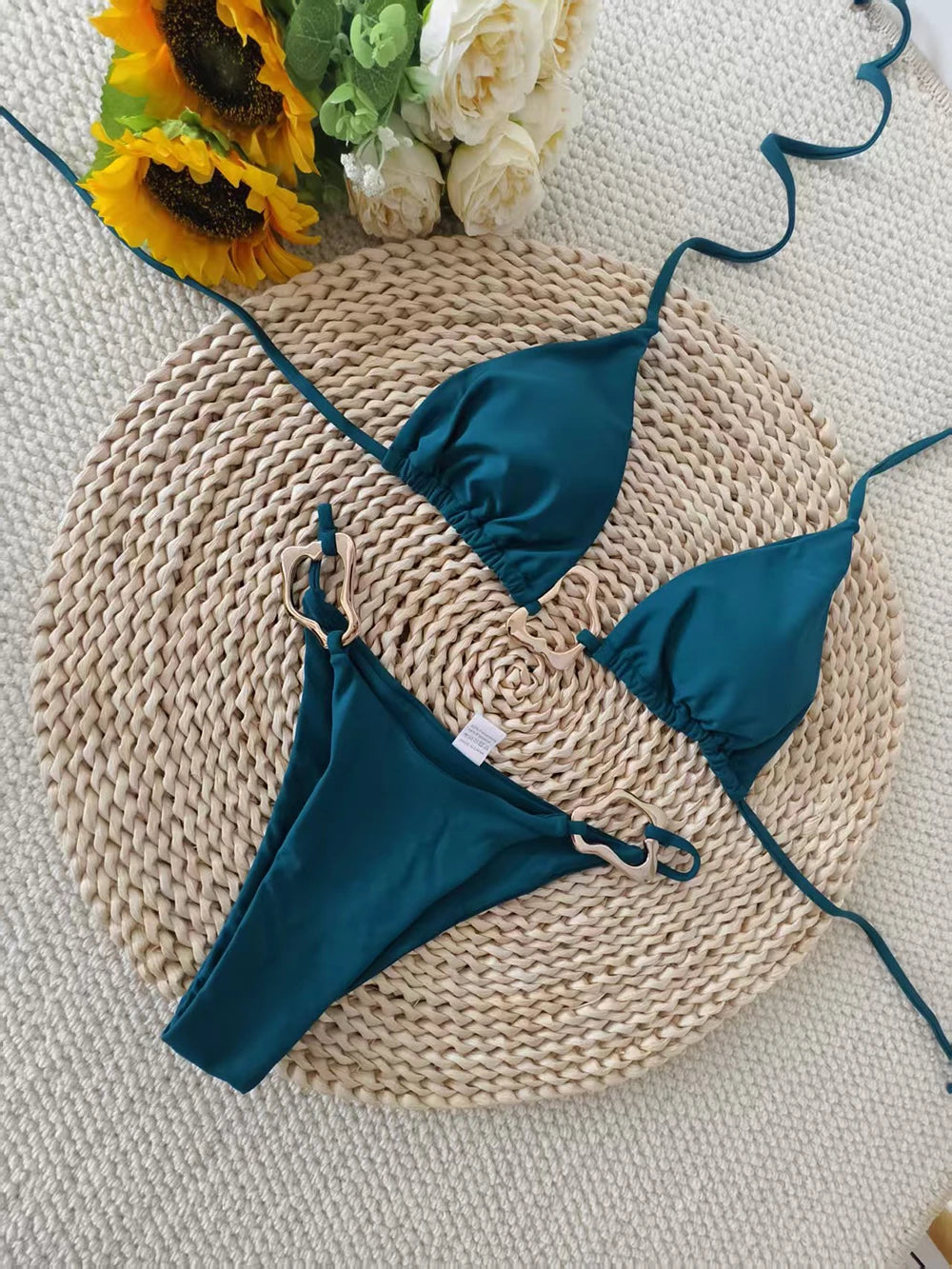 Dwuczęściowe bikini brazylijskie ze sznurowaniem i halterem