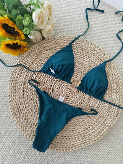 Dwuczęściowe bikini brazylijskie ze sznurowaniem i halterem